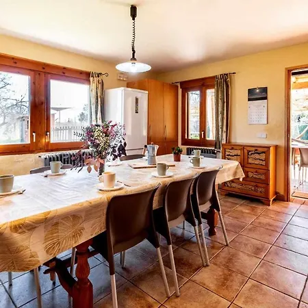 Salva En Magnifico Entorno Natural Holiday home Girona