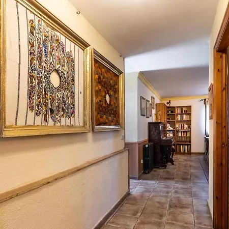 Salva En Magnifico Entorno Natural Girona