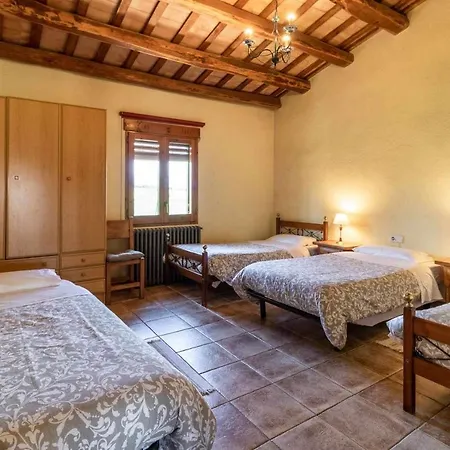 Сasa de vacaciones Salva En Magnifico Entorno Natural Gerona
