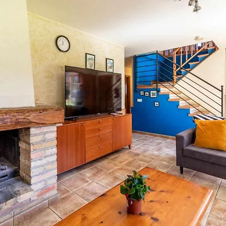 Salva En Magnifico Entorno Natural * Girona