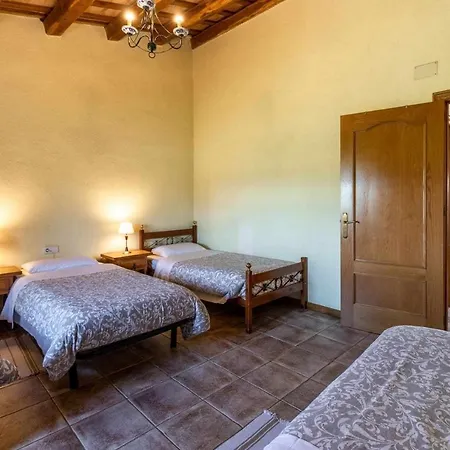Сasa de vacaciones Salva En Magnifico Entorno Natural Gerona